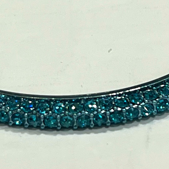 NWT Juicy Couture Colorful Pave Bangle—Aquamarine Blue - Picture 7 of 9